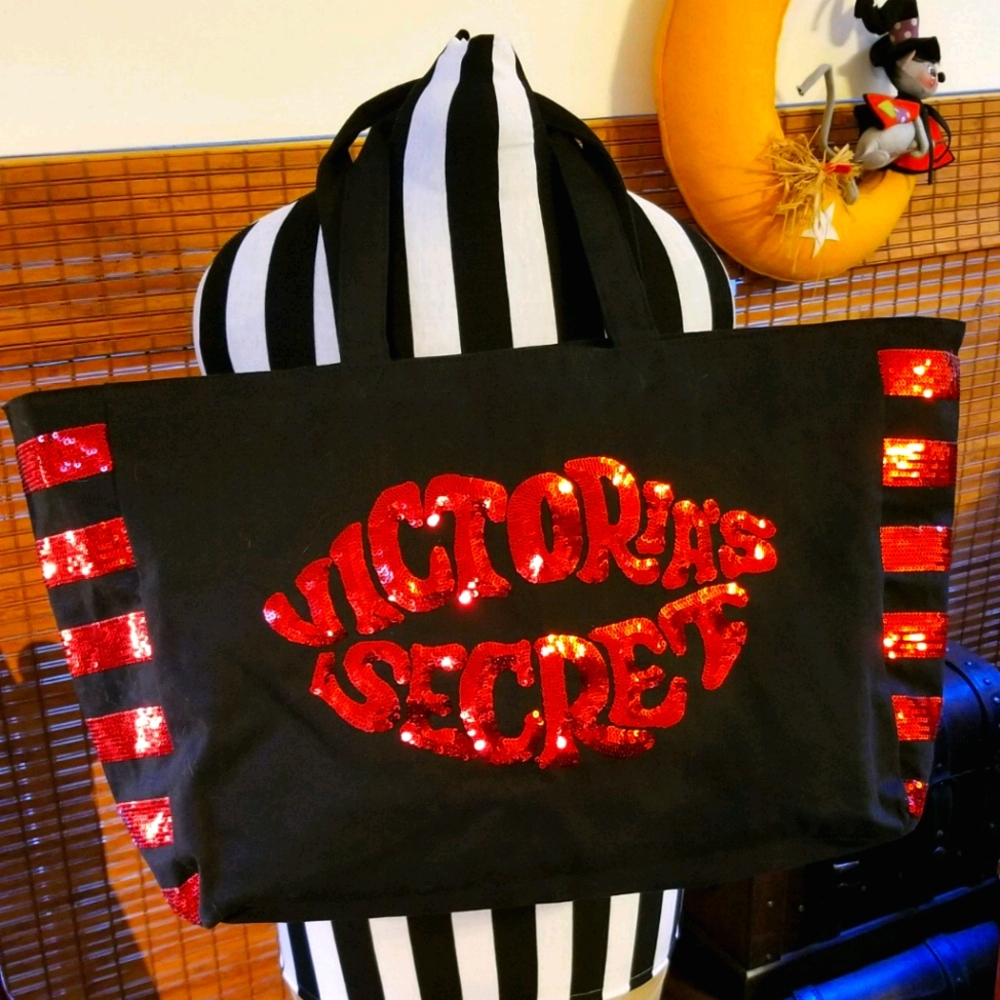 Victoria's Secret Red Sequin Lips Weekender Tote